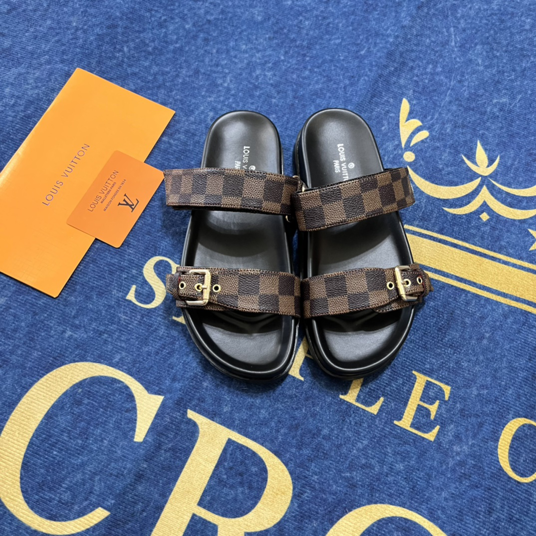LV Summer footwear