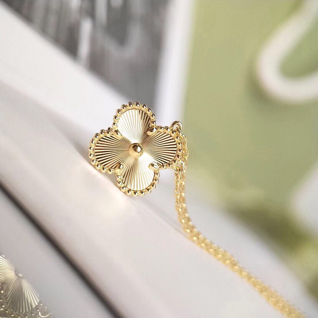 Van Cleef & Arpels necklace-78