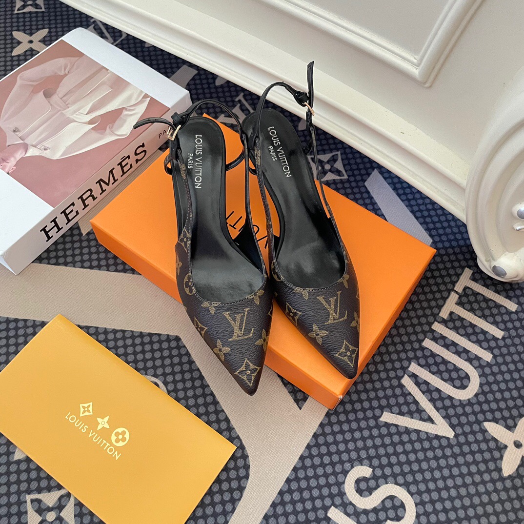 LV Summer footwear