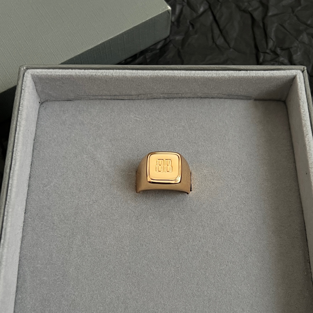 Balenciaga ring-17