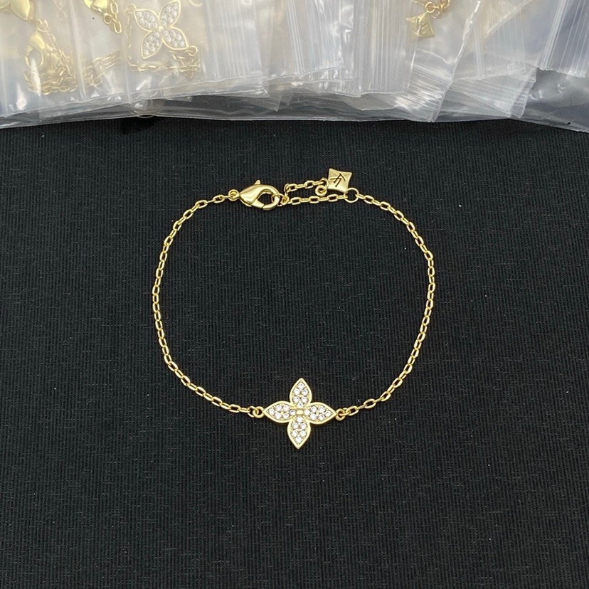 LV Bracelet-23