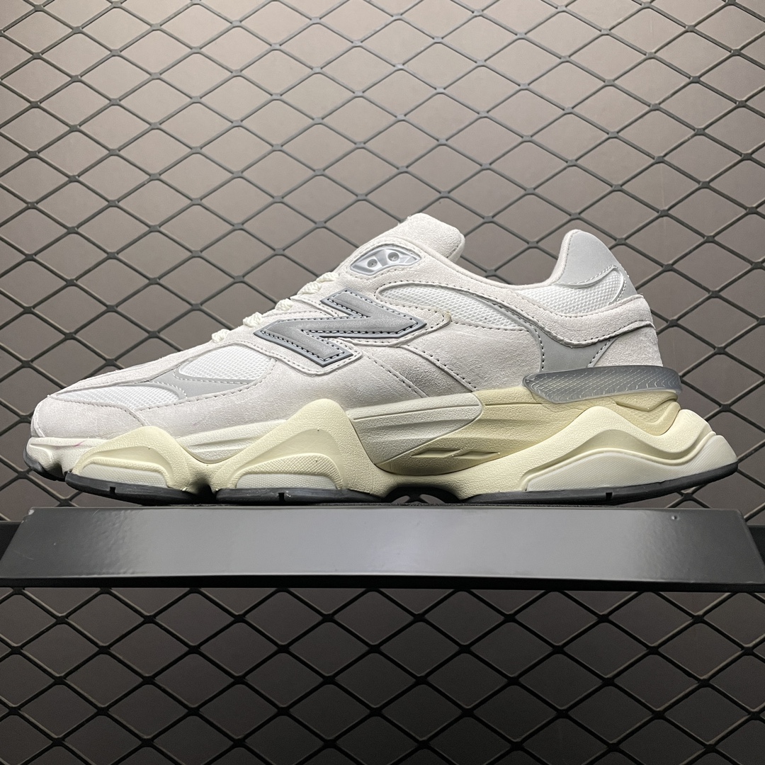 New Balance Sneakers-55