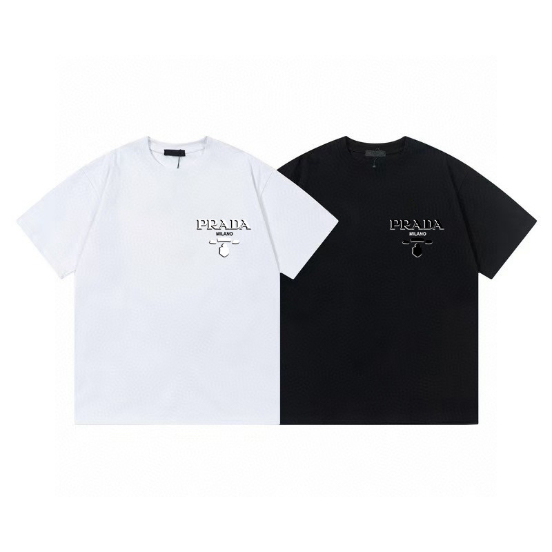 Prada clothing-30