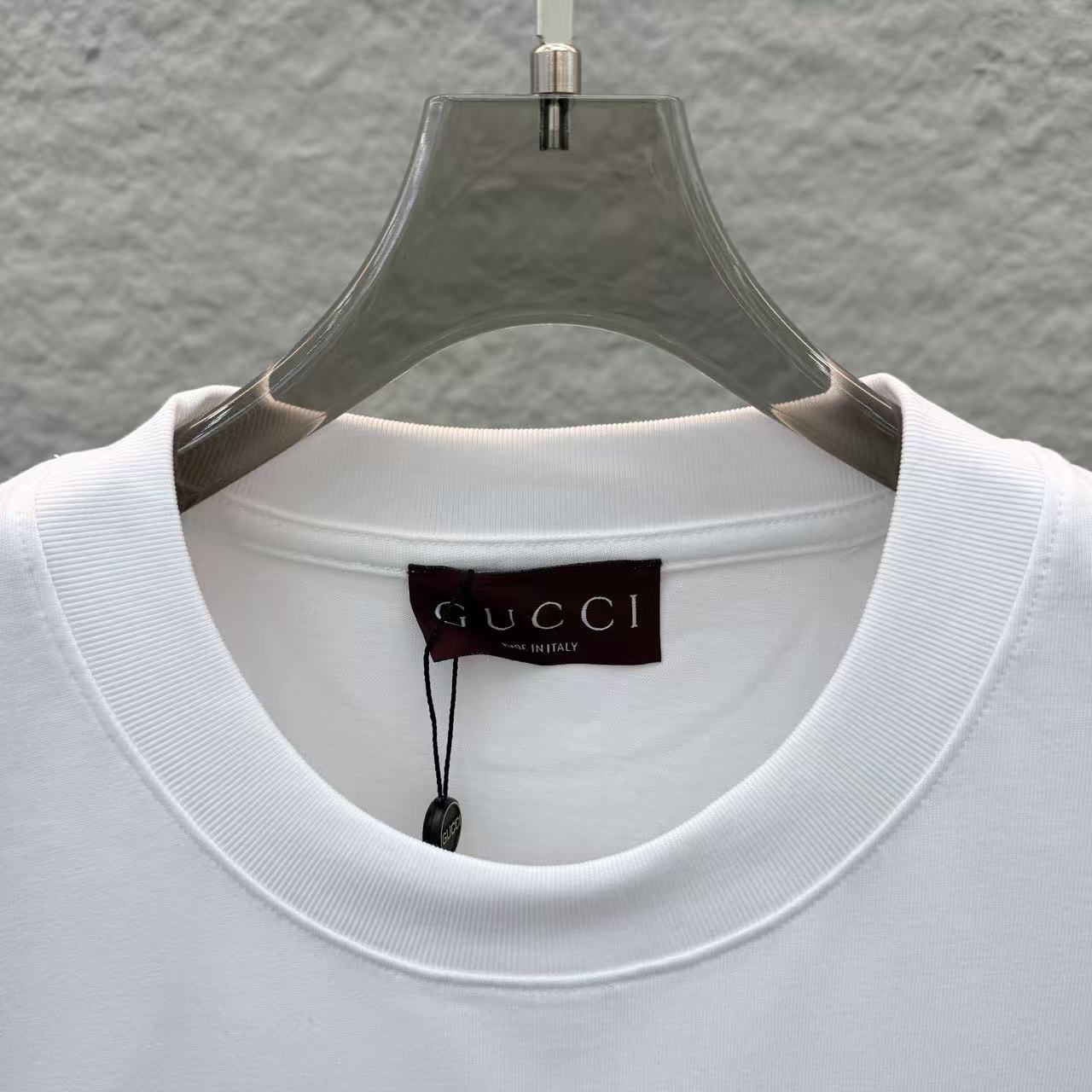 Gucci clothing-168