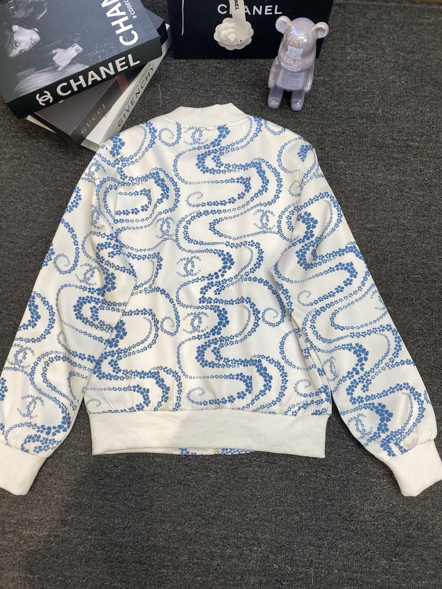 Chanel Clothing-189