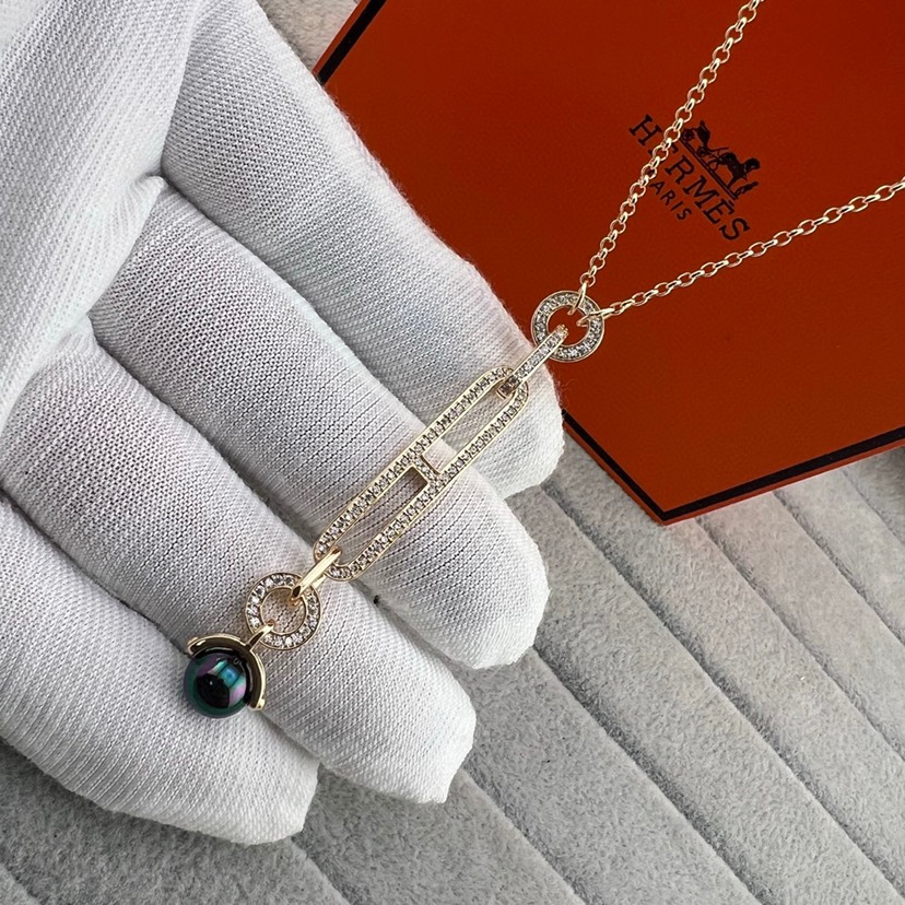 Hermes necklace-29