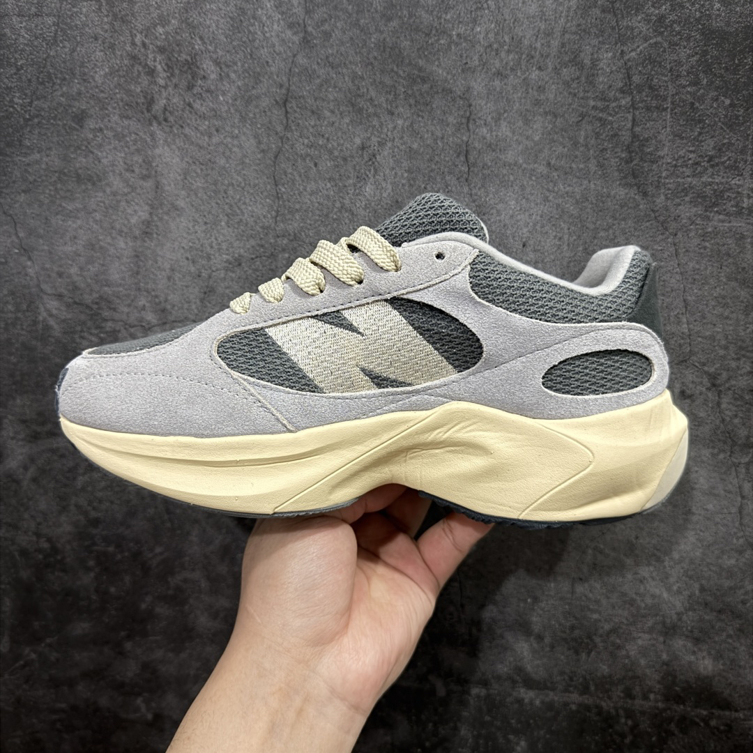 New Balance Sneakers-45