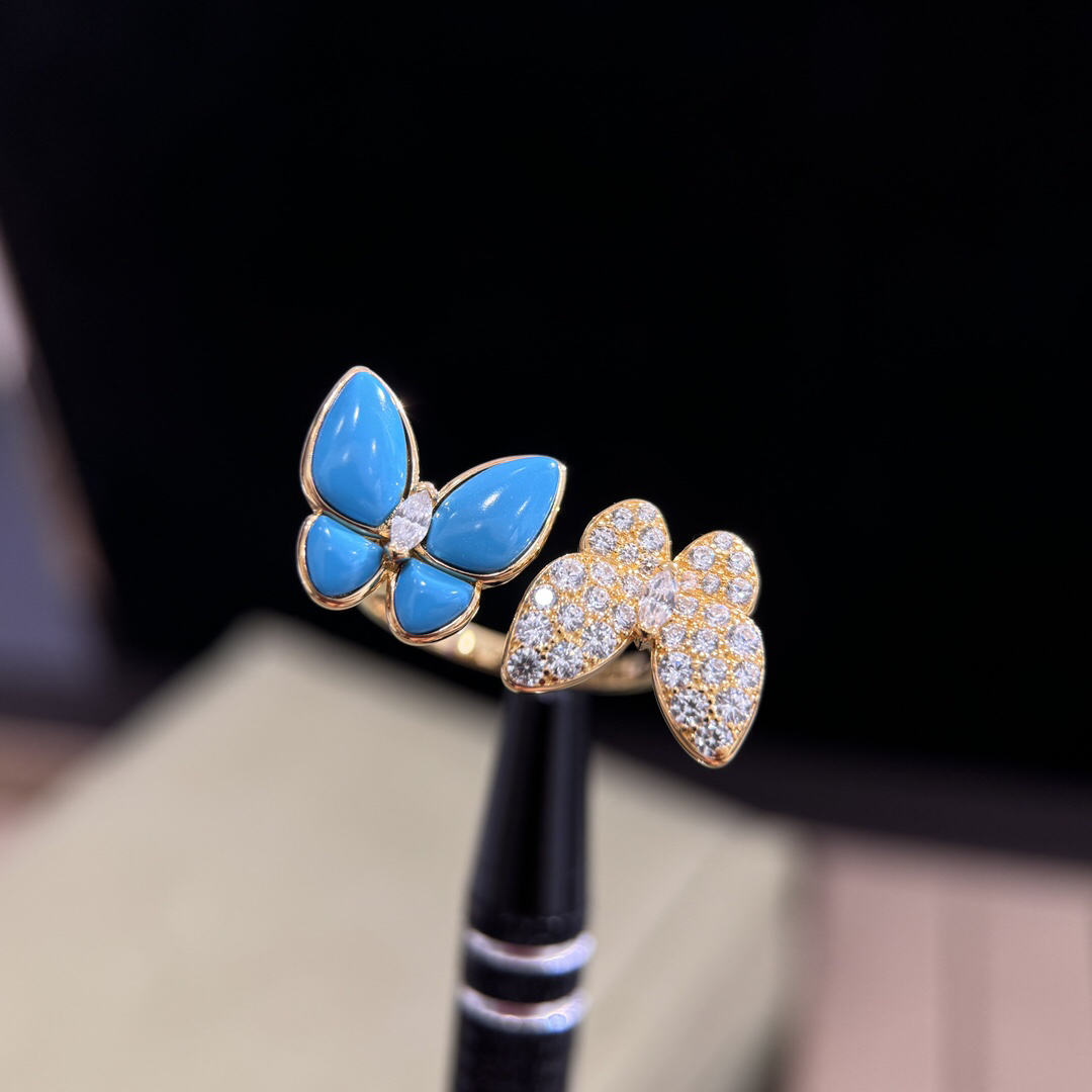 Van Cleef & Arpels earring-55