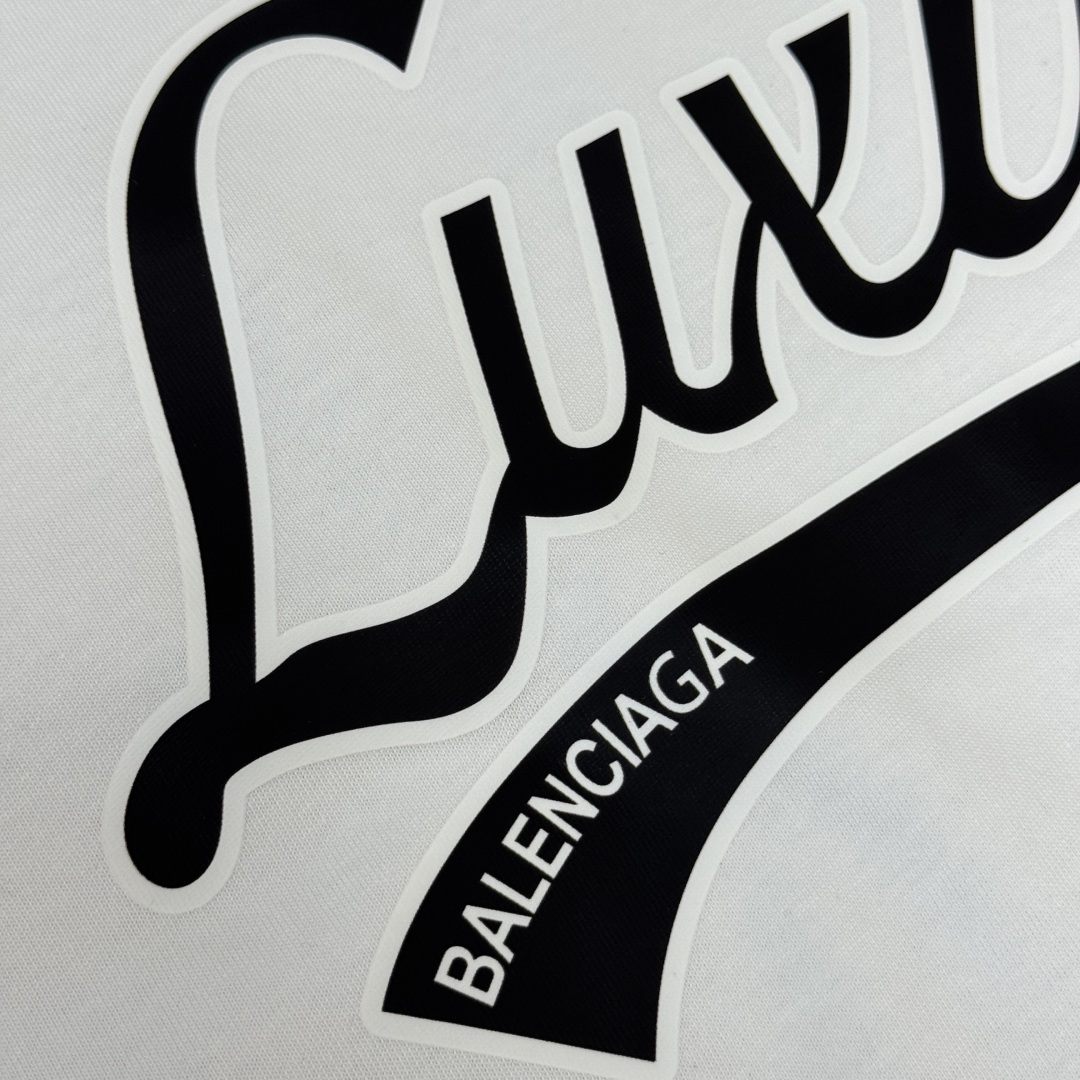 Balenciaga clothing-17