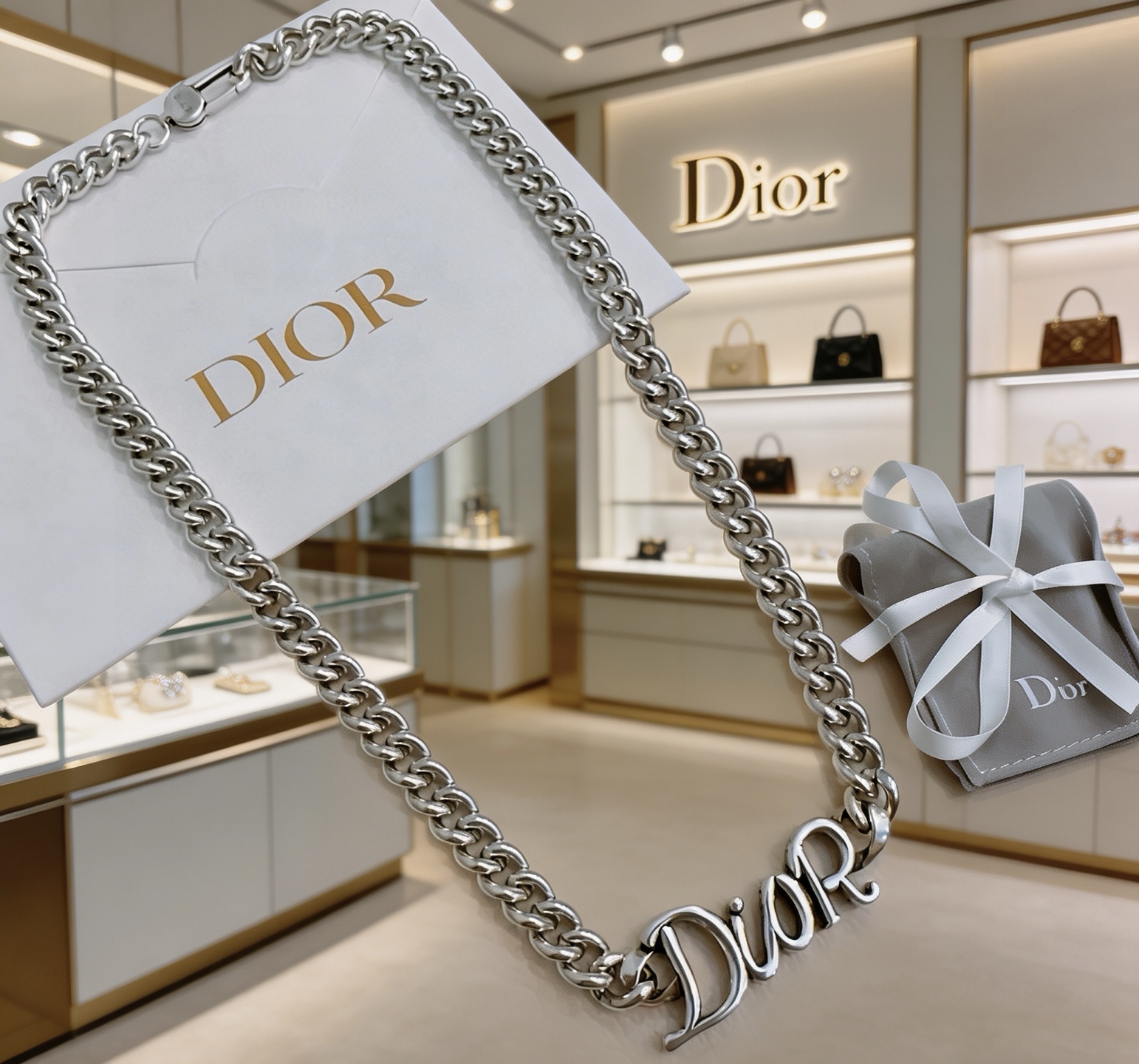 Dior necklace-65