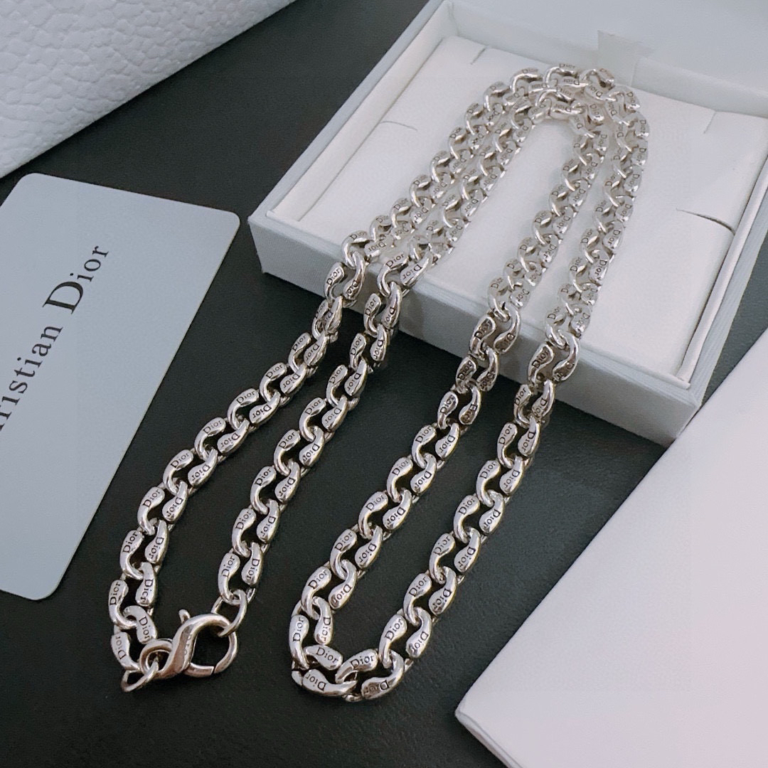 Dior necklace-60