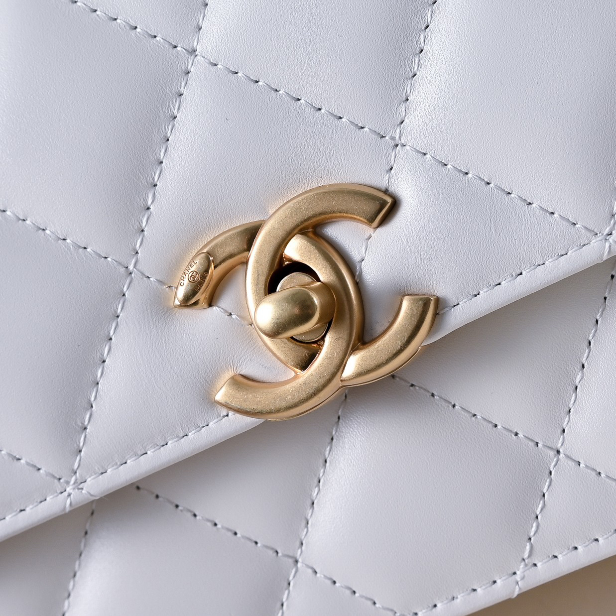 Chanel Hot New Product-59