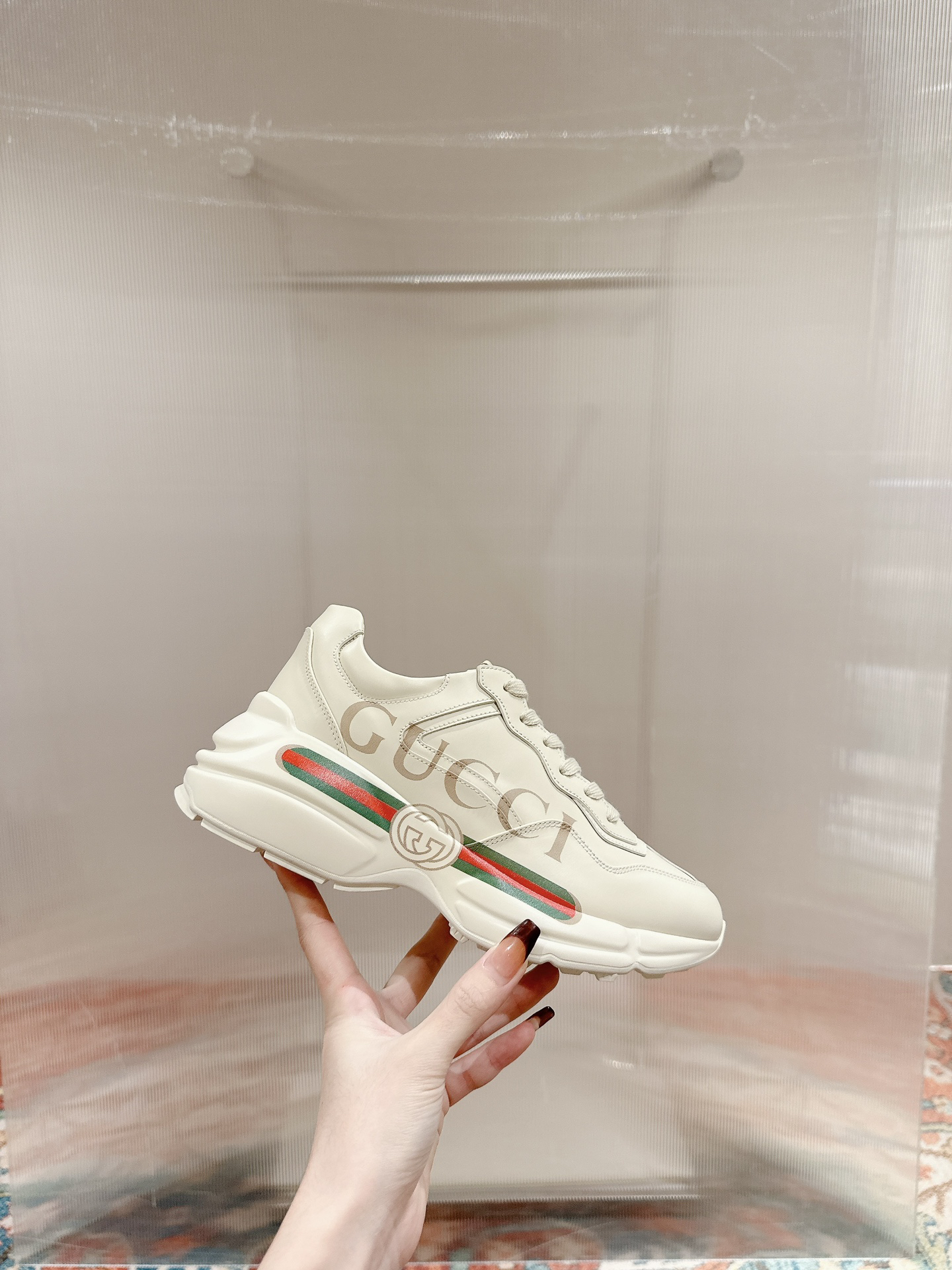 Gucci Sneakers-206