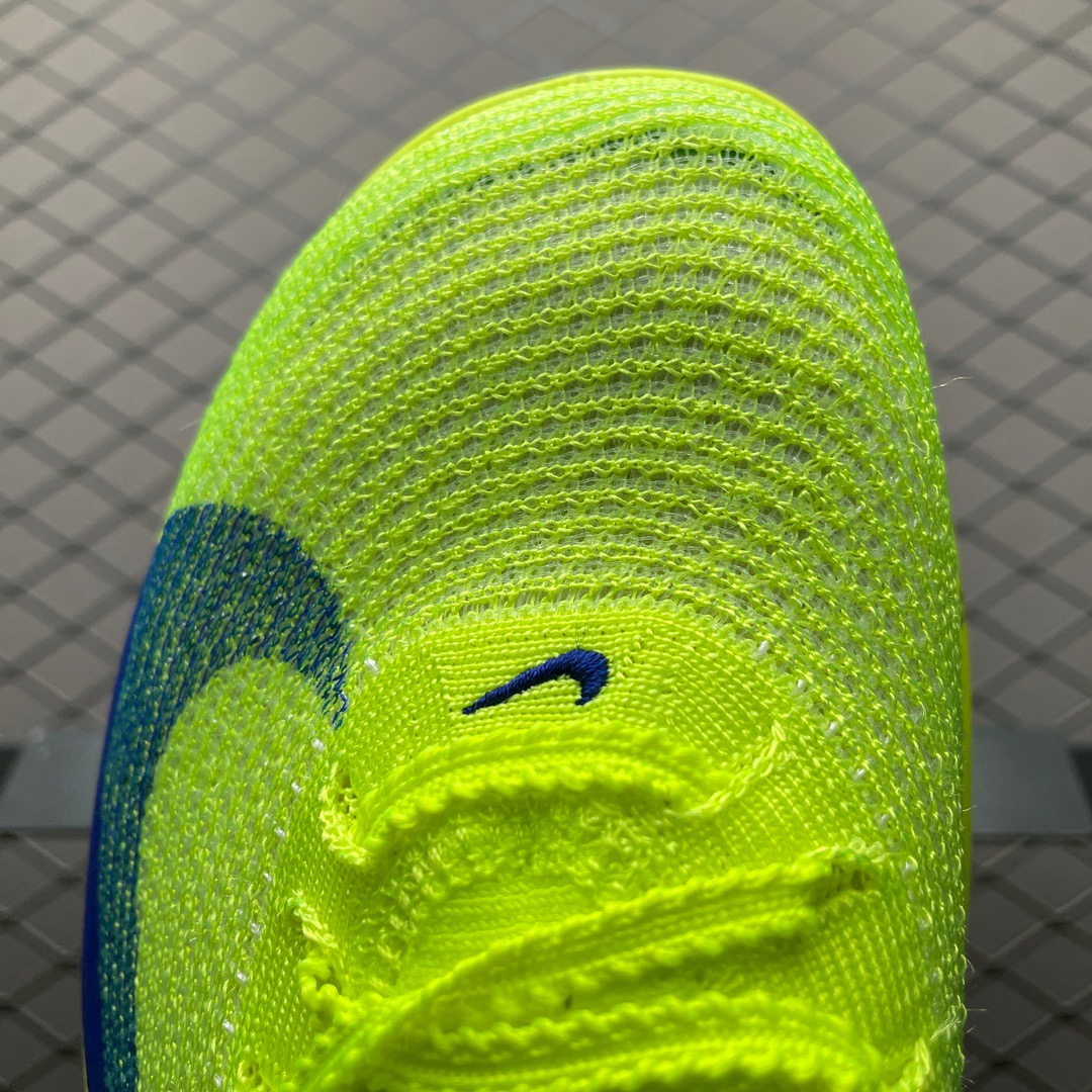 Nike Sneakers-196
