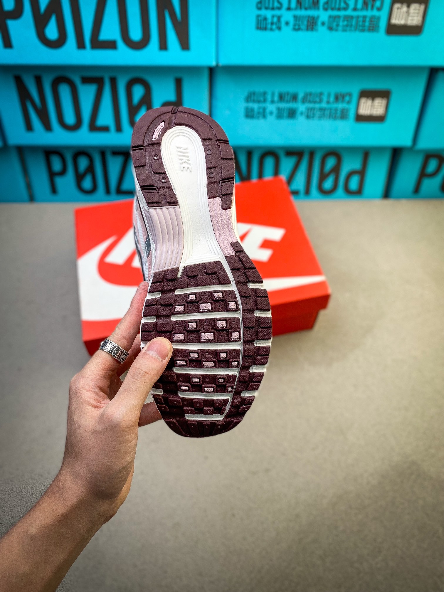 Nike Sneakers-212