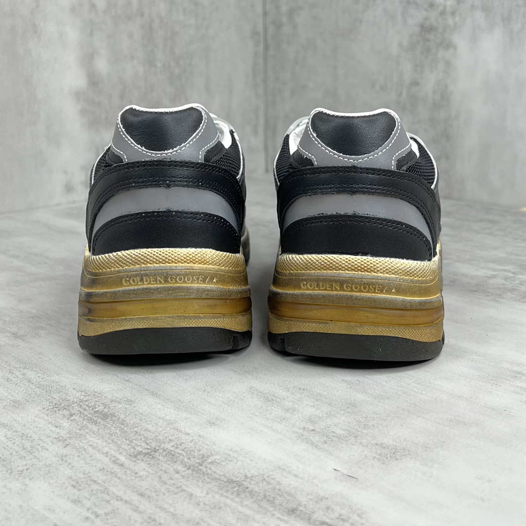 Golden Goose Sneakers-59