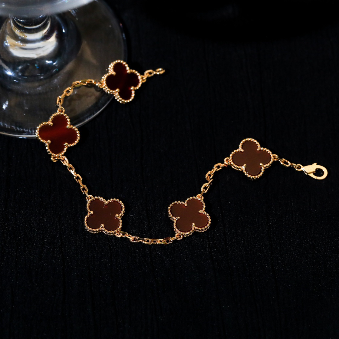 Van Cleef & Arpels Bracelet-73