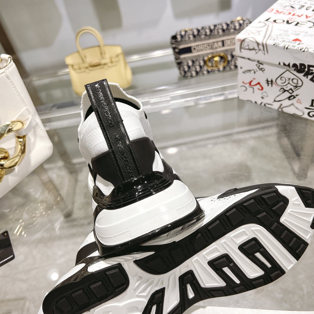 D&G Sneakers-17