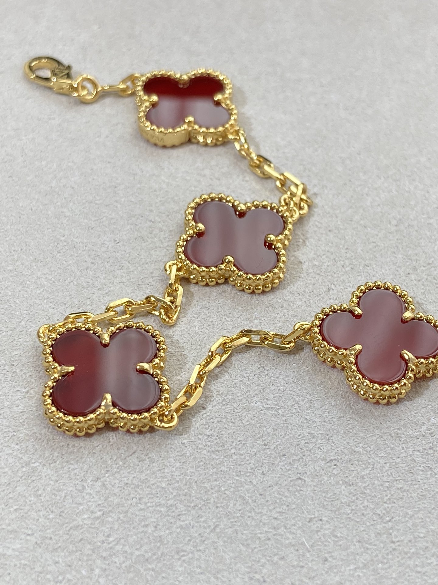 Van Cleef & Arpels Bracelet-115