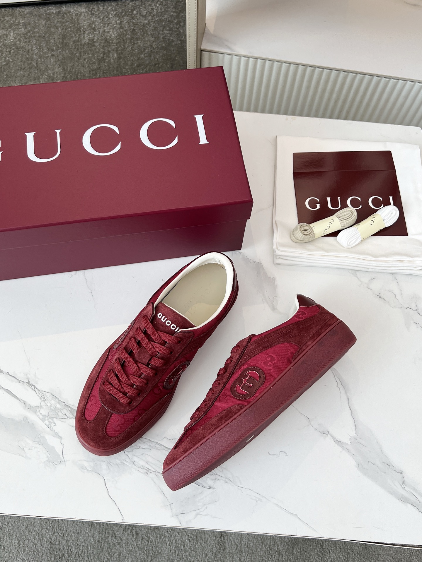 Gucci Sneakers-246