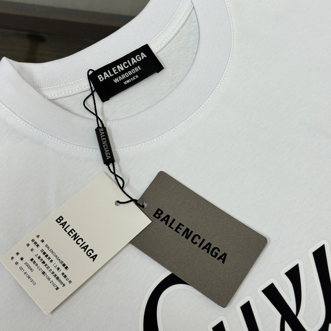 Balenciaga clothing-17