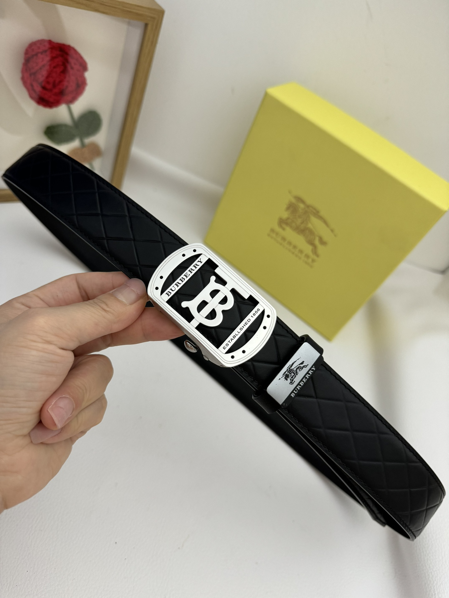 Burberry belt-75