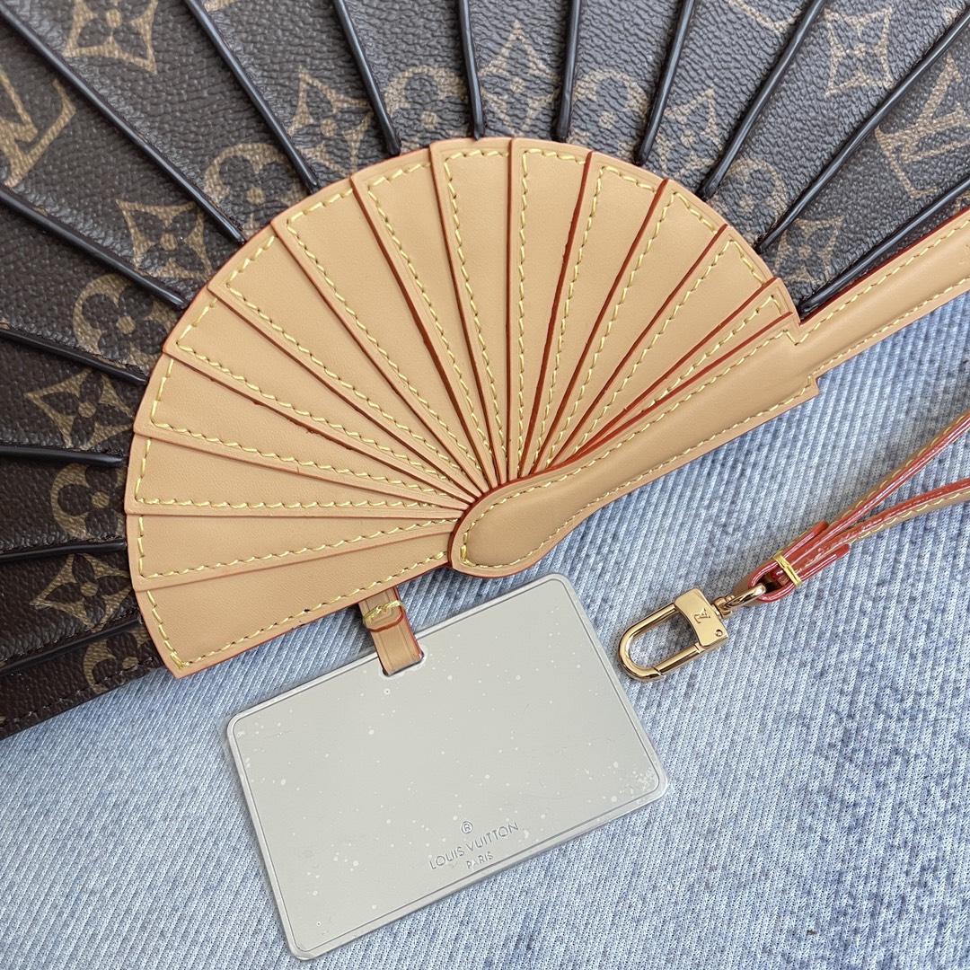 Louis Vuitton Hot New Product-190