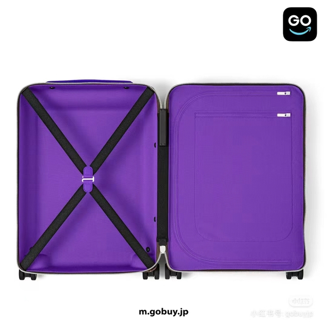 LV luggage-22