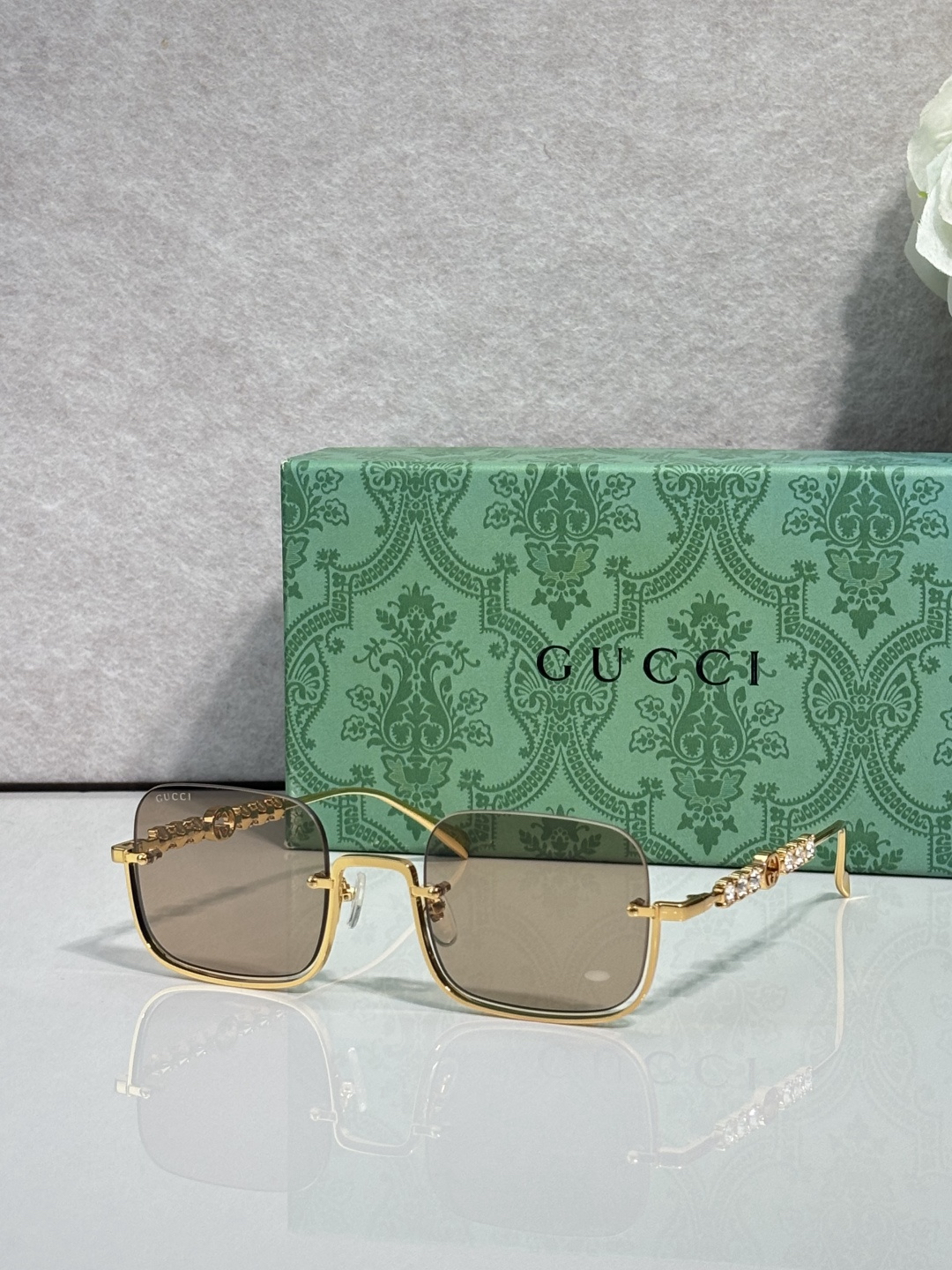 Gucci glasses-15