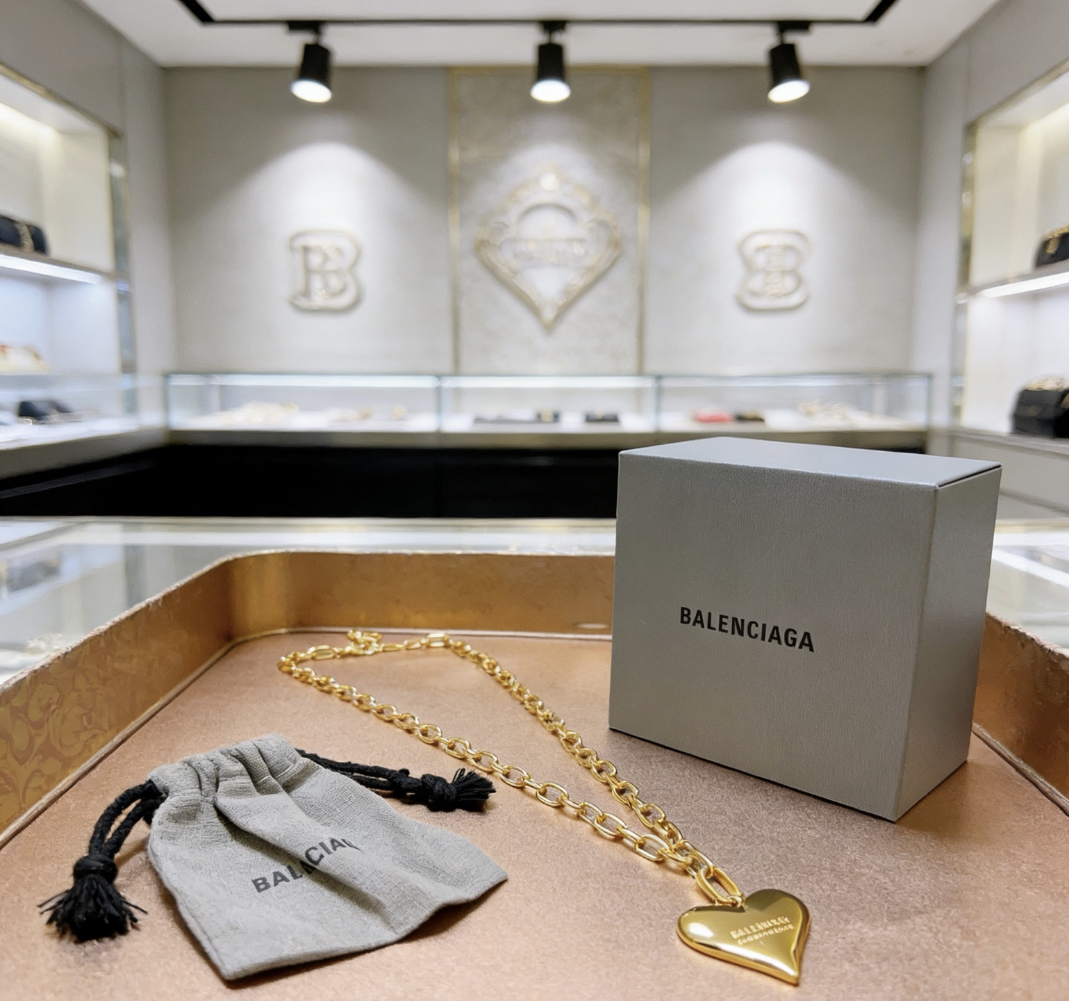 Balenciaga necklace-33