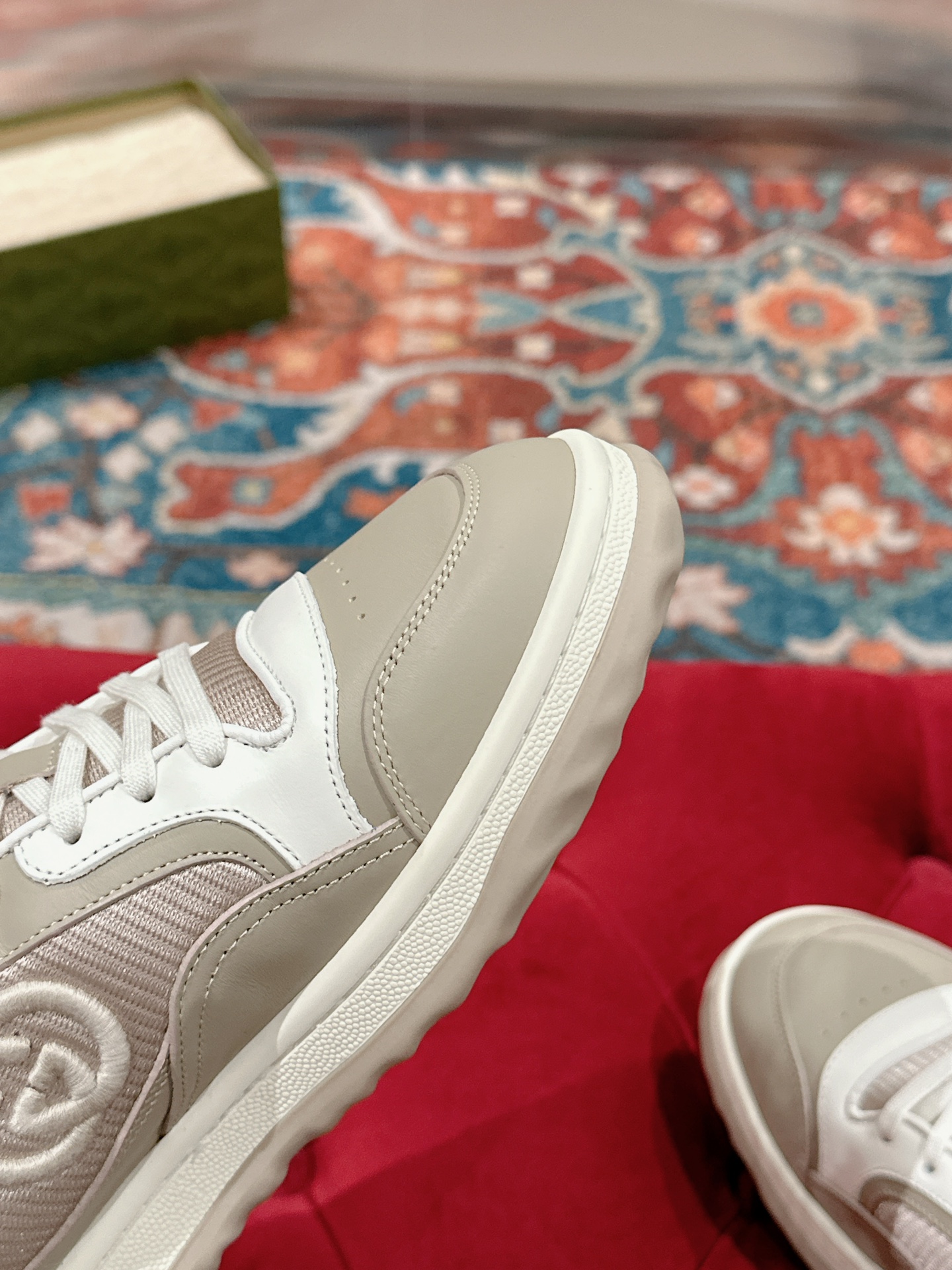 Gucci Sneakers-17