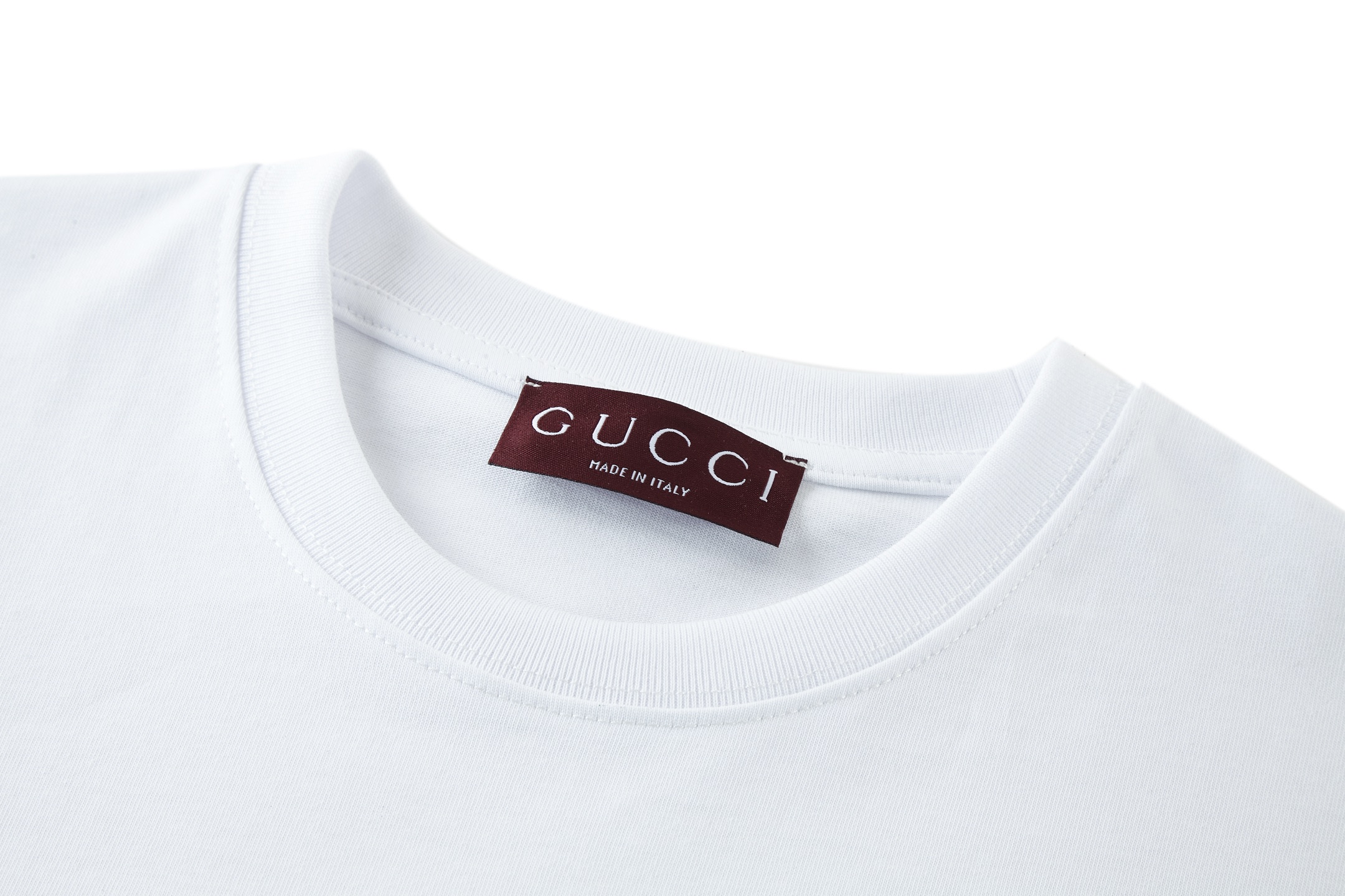 Gucci clothing-126