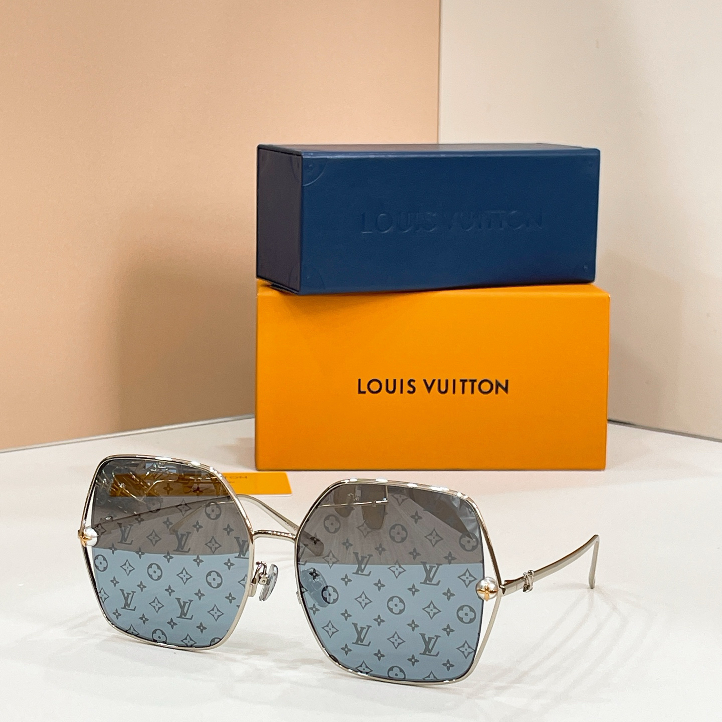 LV glasses-35