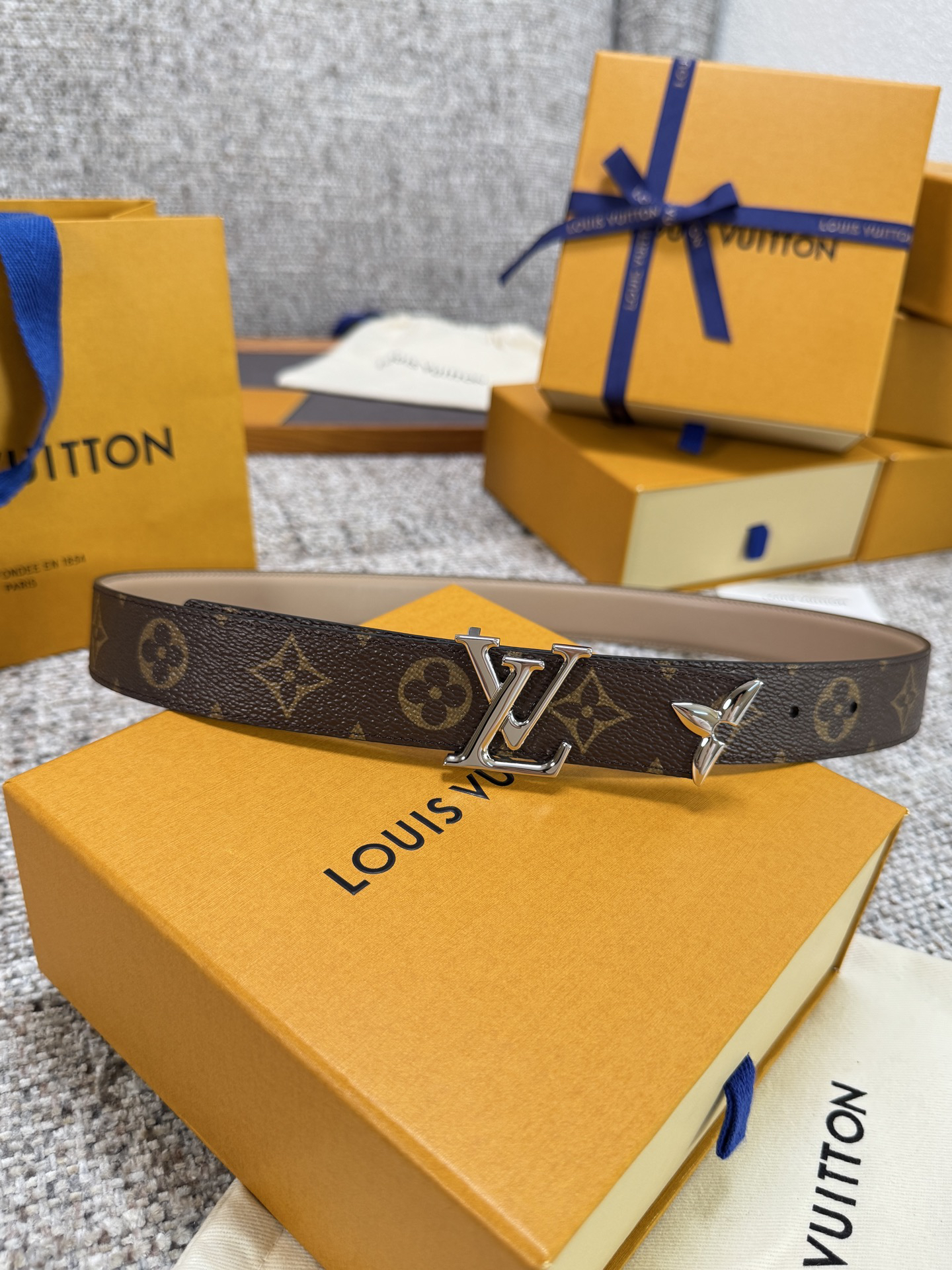 Lv belt-71