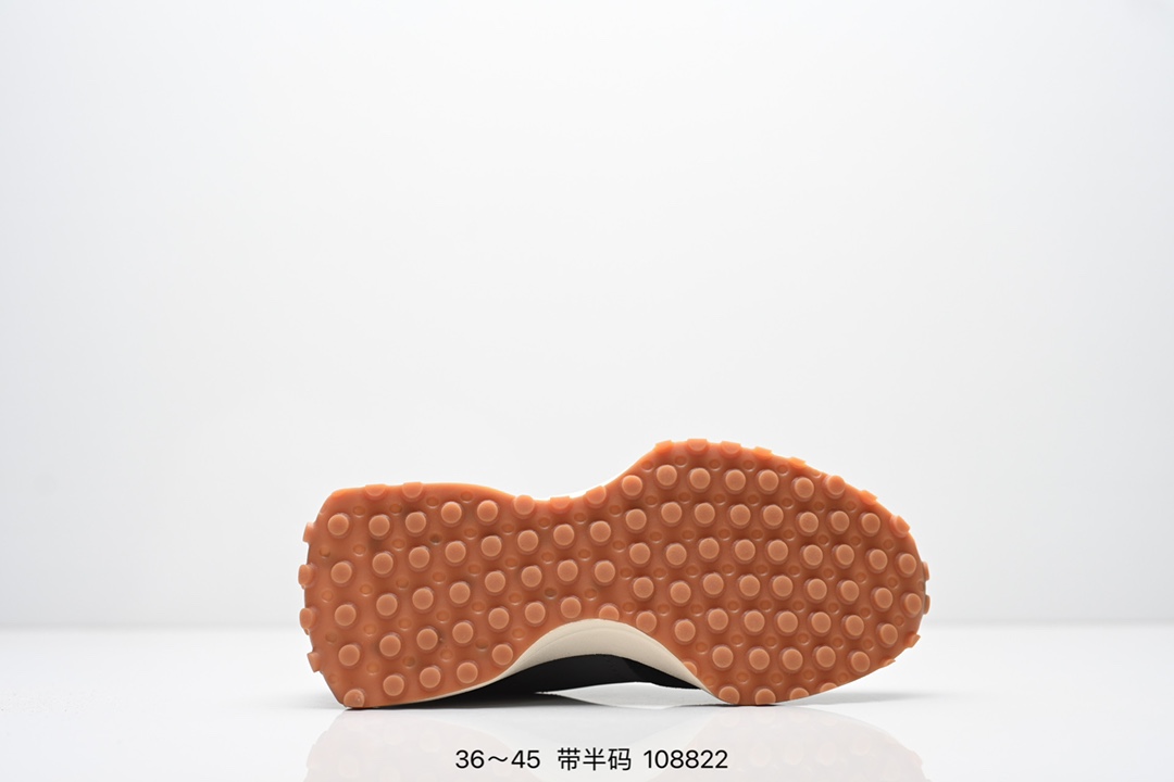 New Balance Sneakers-109