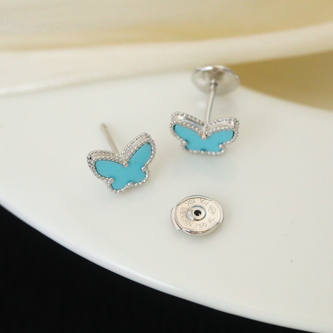 Van Cleef & Arpels earring-27