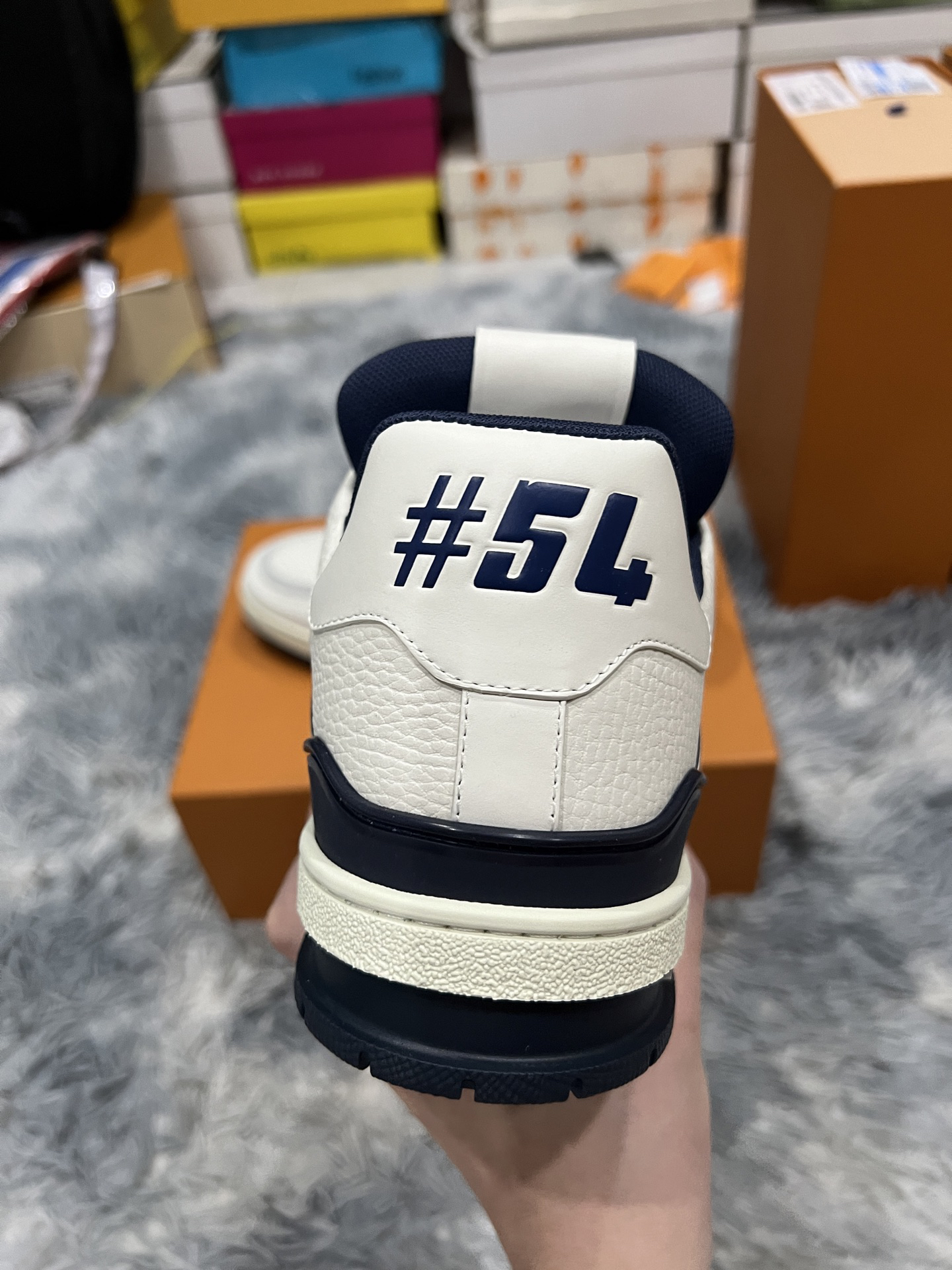 Lv Sneakers-75