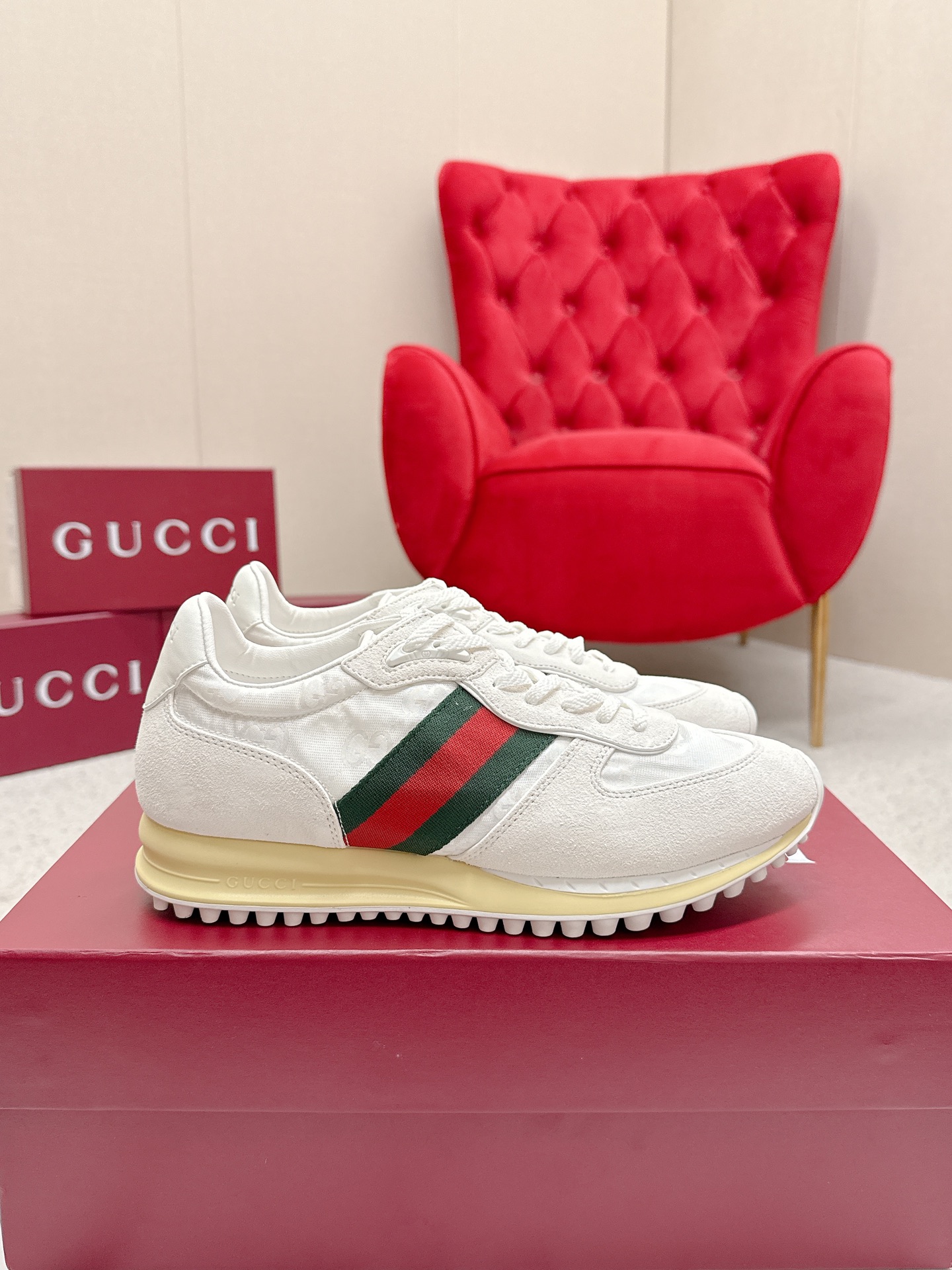 Gucci Sneakers-183