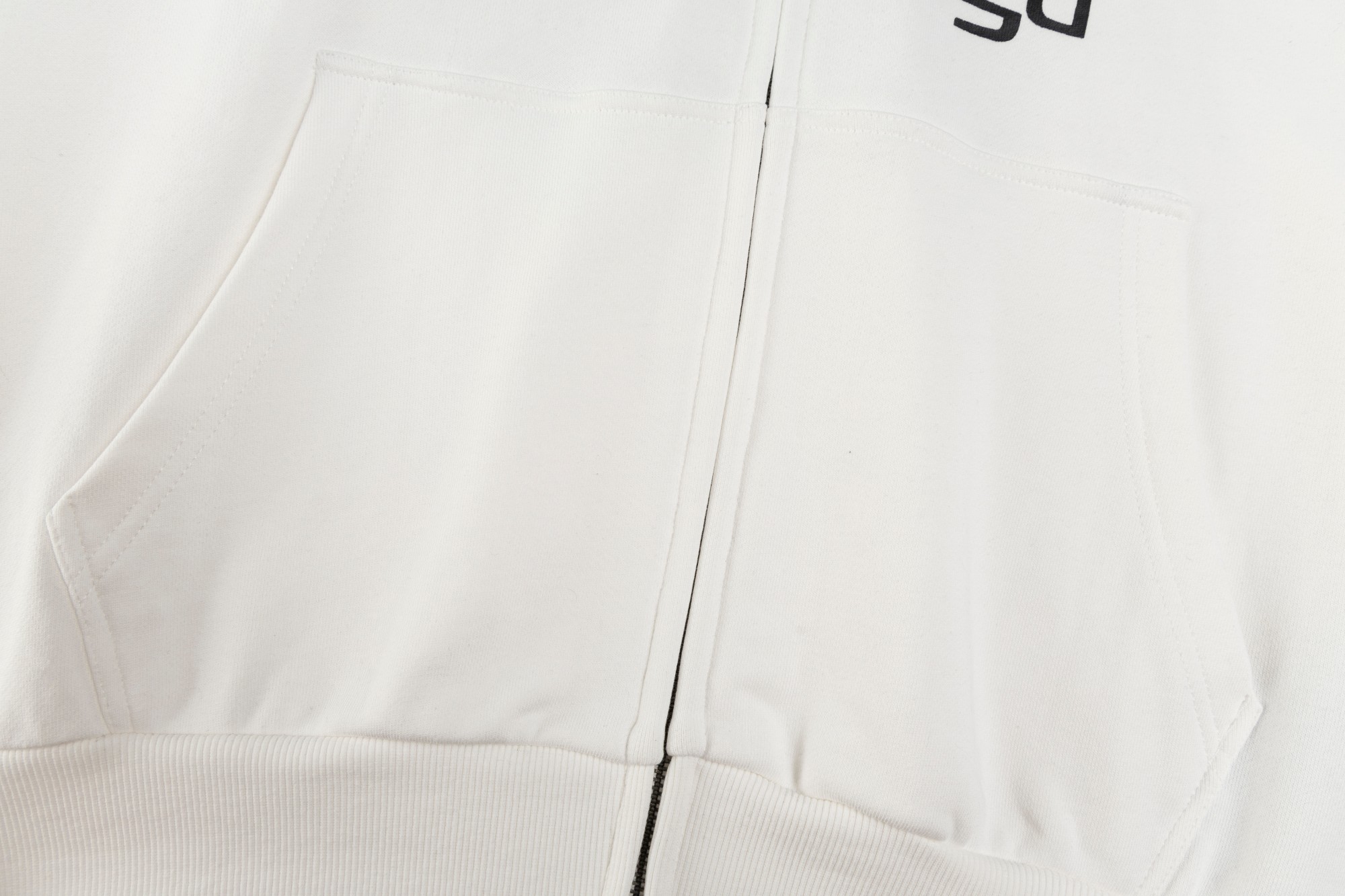 Balenciaga Clothing-314