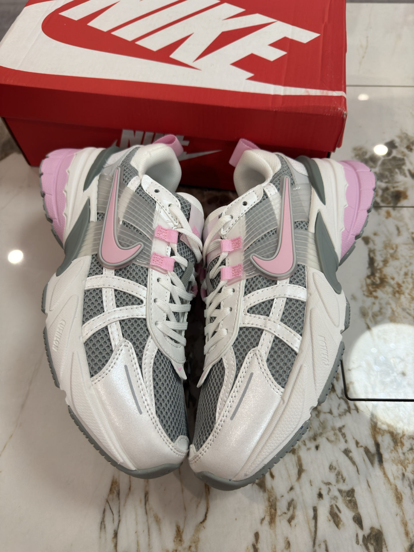 Nike Sneakers-246