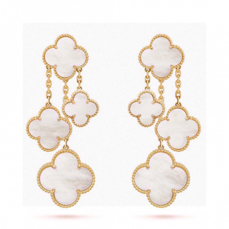 Van Cleef & Arpels earring-121