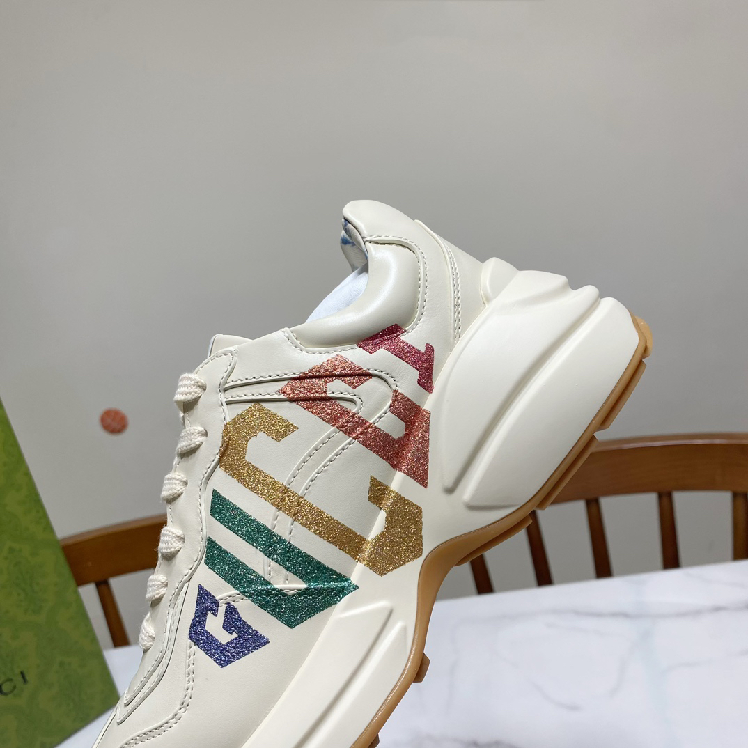 Gucci Sneakers-196