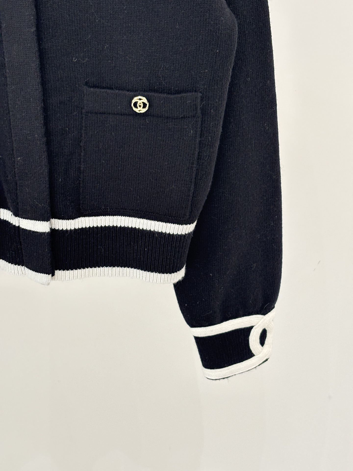 Chanel Clothing-75