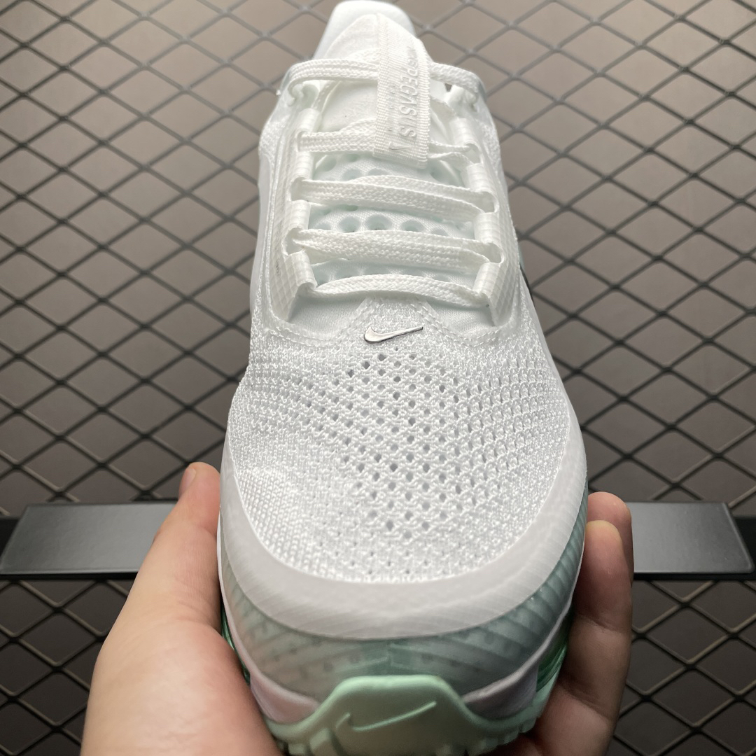 Nike Sneakers-126