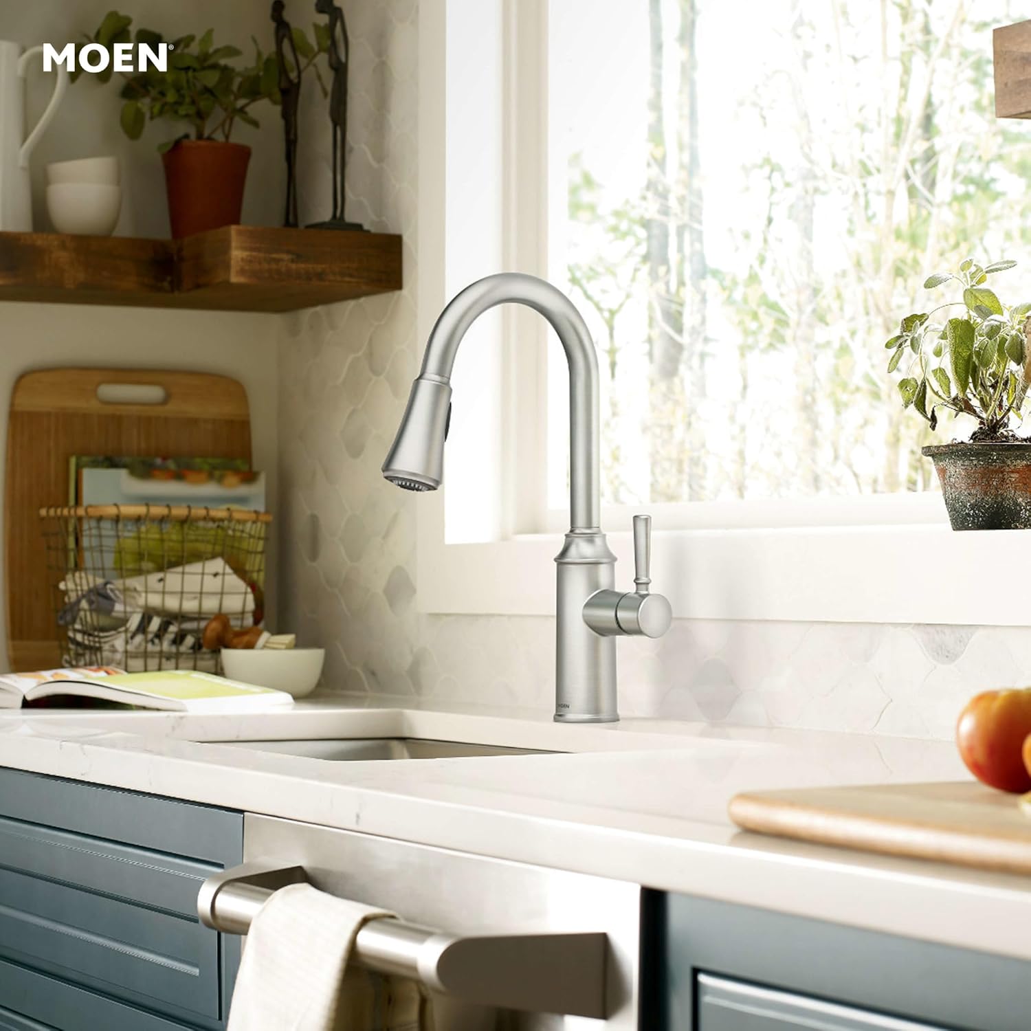 Moen Conneaut One Handle Pulldown Kitchen Sink Faucet with Reflex Docking and Power Clean, Spot Resist Stainless, 87801SRS