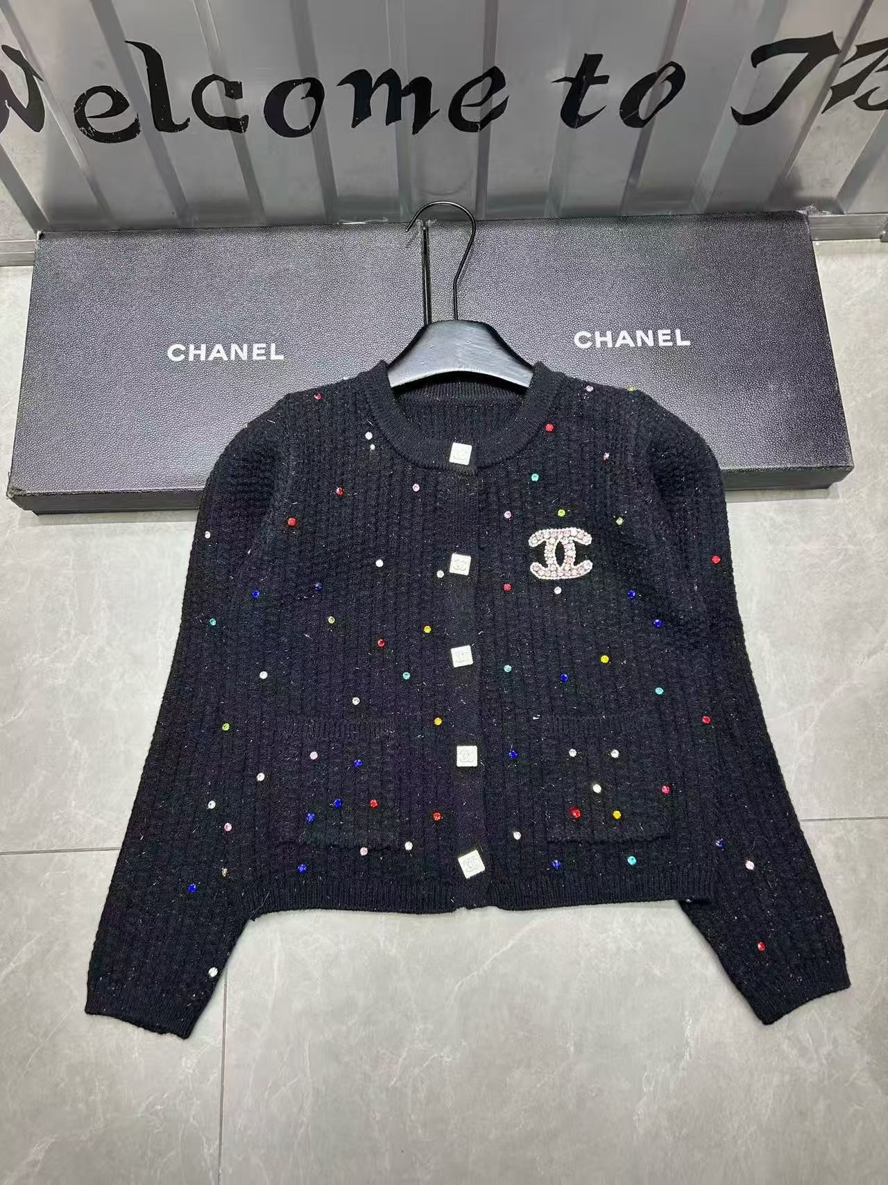 Chanel clothing-116