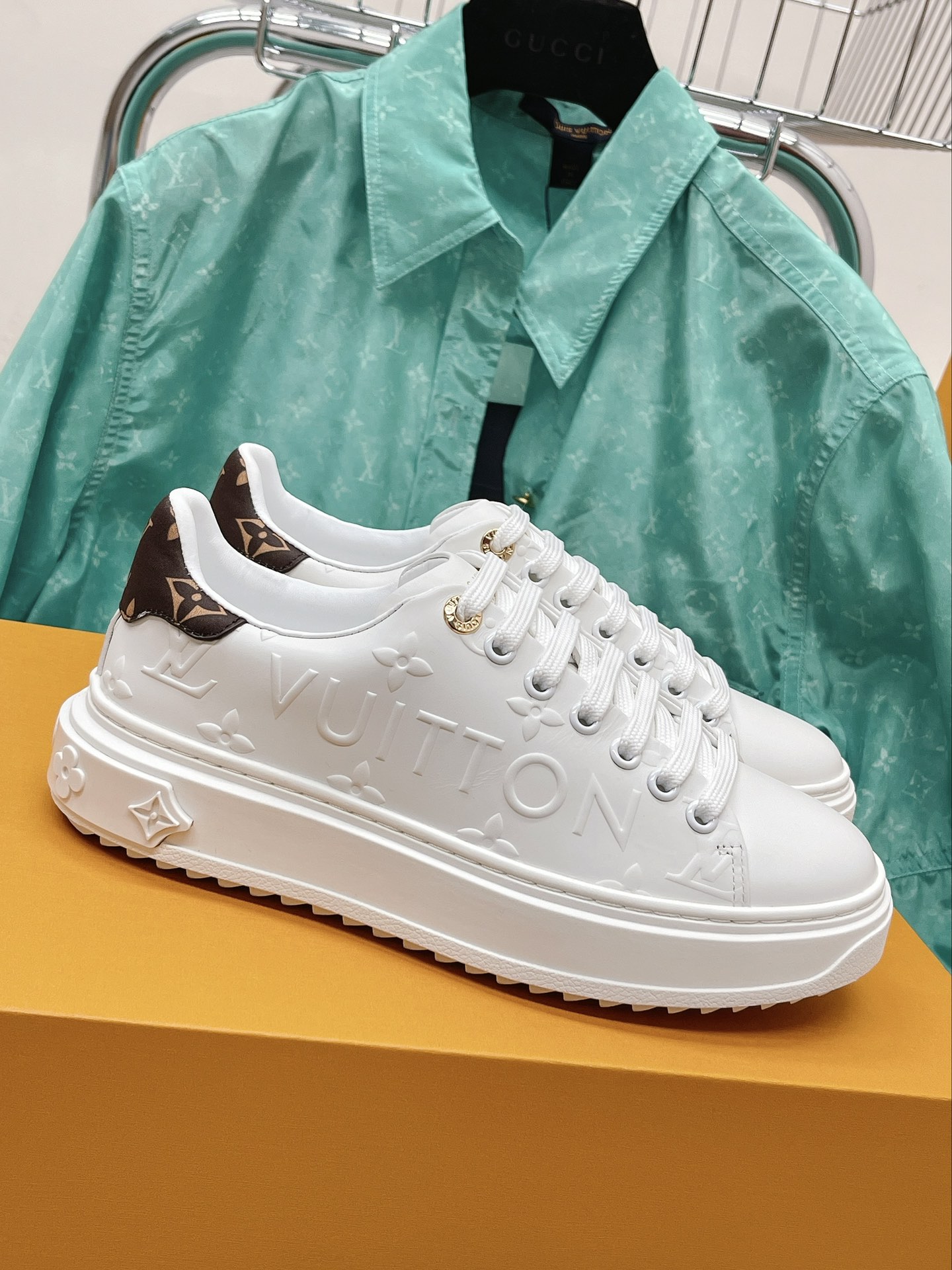 Lv Sneakers-106