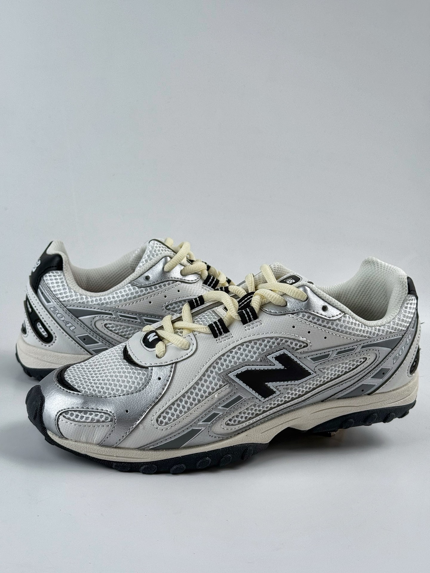 New Balance Sneakers-124
