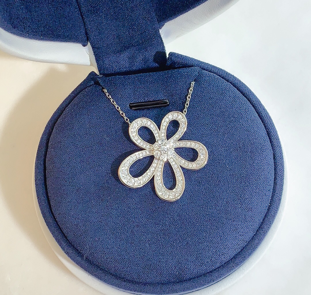 Van Cleef & Arpels necklace-112