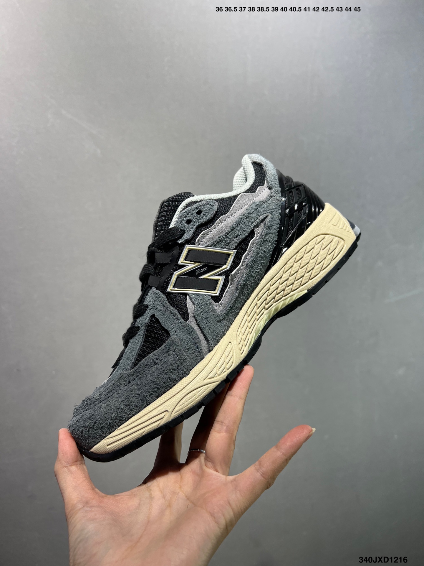 New Balance Sneakers-61